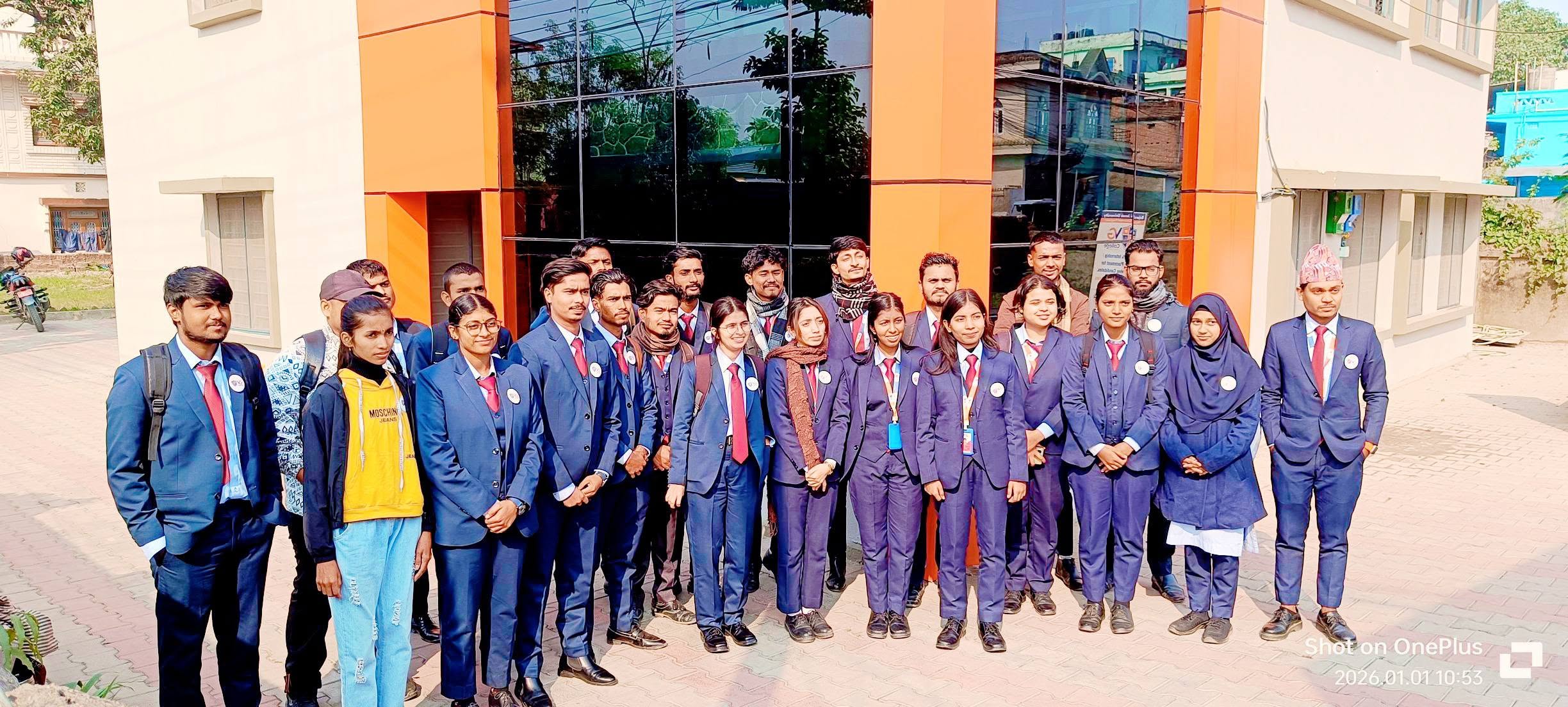 CSIT students working in a computer lab